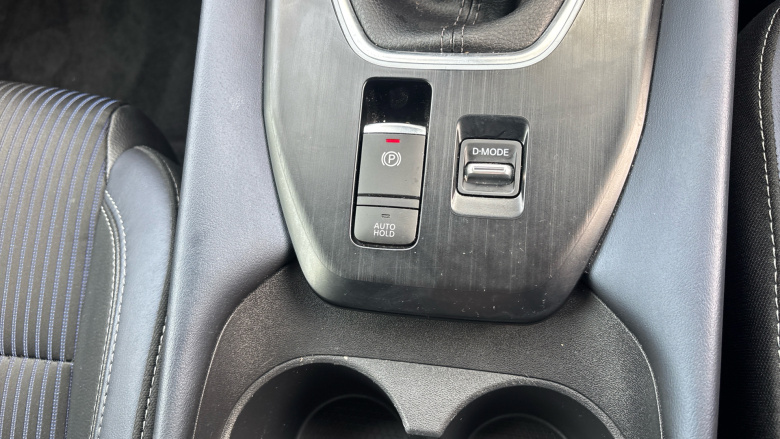 Nissan Qashqai 1.3 DiG-T MH Tekna 5dr Petrol Hatchback